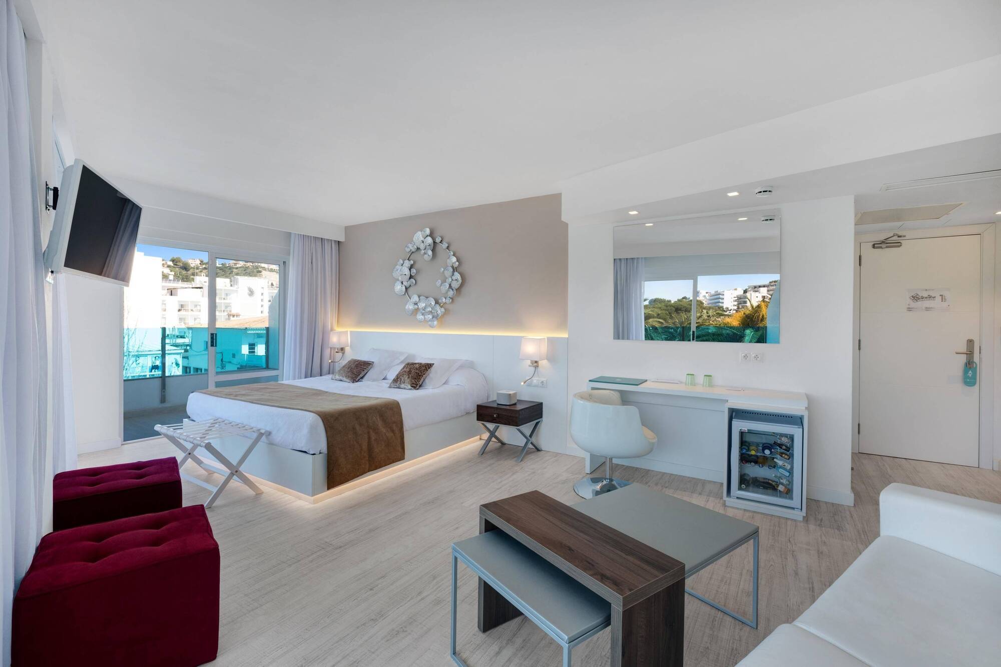 Hotel Plaza Boutique - Adults Only. Santa Ponça